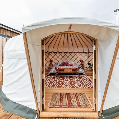 Luxury Yurt Glamping At Littlegrove Hotel Adventure Bay Exterior photo